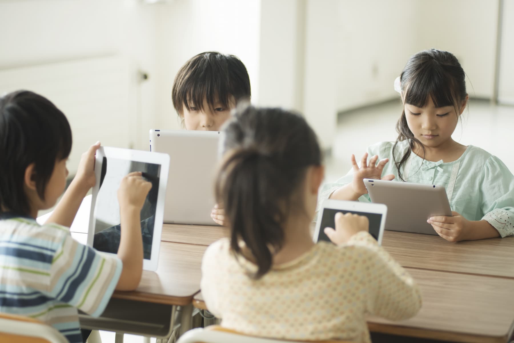 Portada artículo tablets en la educacion primaria