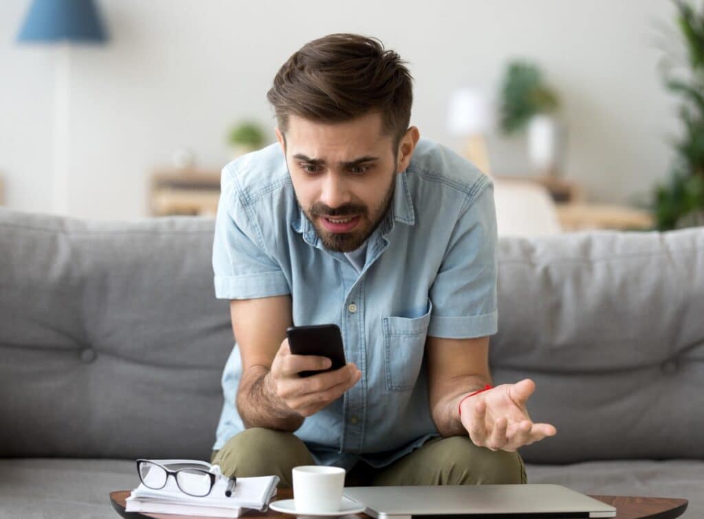 mi móvil no soporta WhatsApp