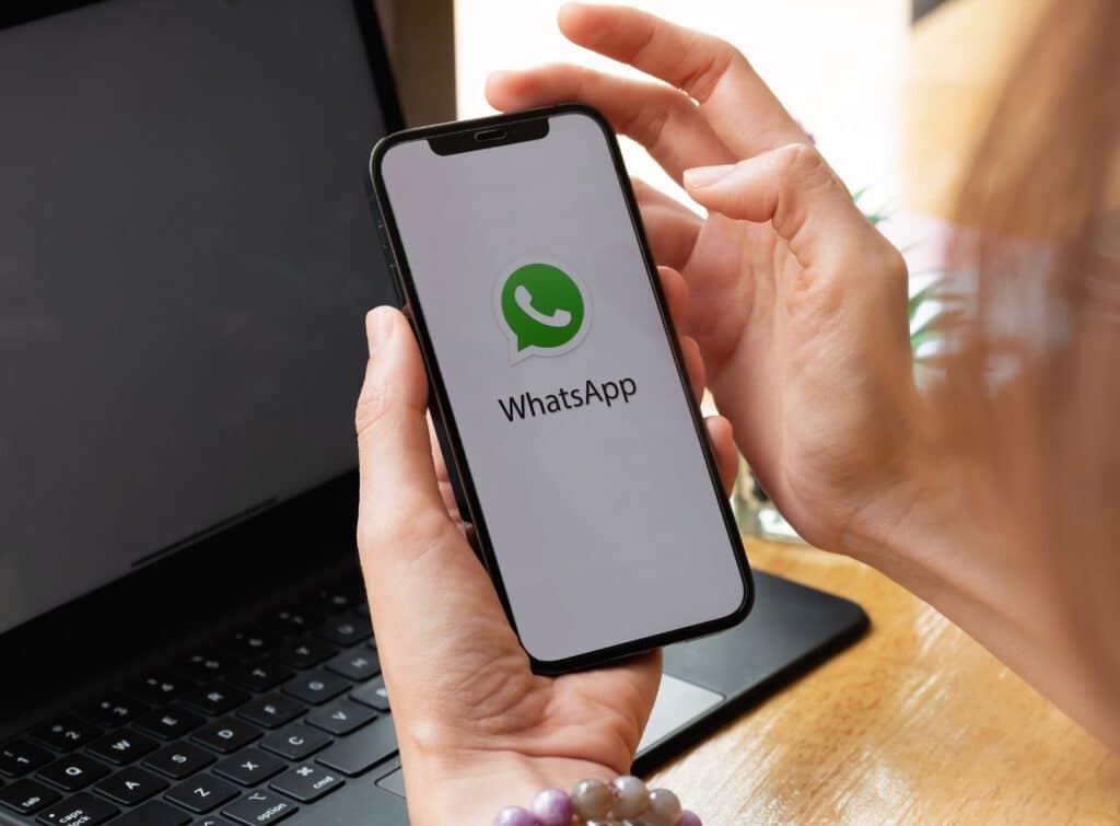 Eliminar mensajes de Whatsapp en iPhone iOS