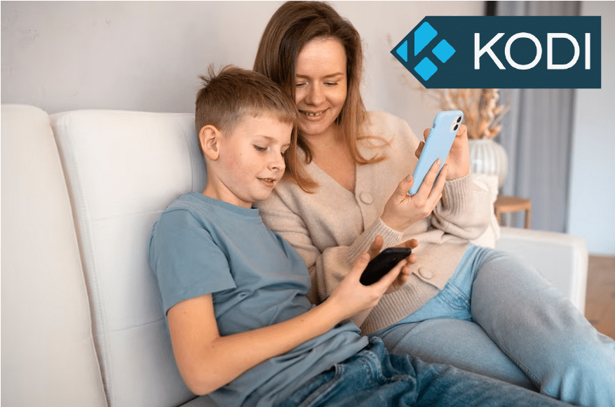 Madre e hijo usan sus dispositivos móviles con Control Parental Kodi