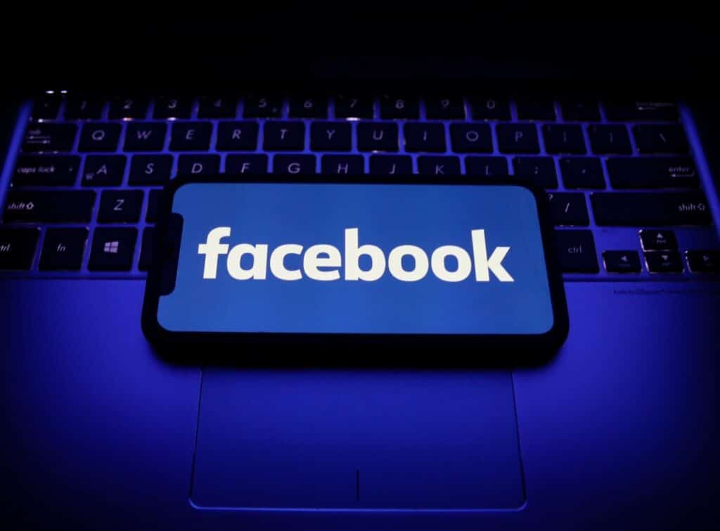 cómo ver fotos privadas de Facebook desde el celular