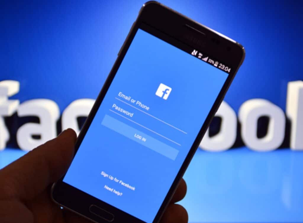 localizar tu celular por Facebook