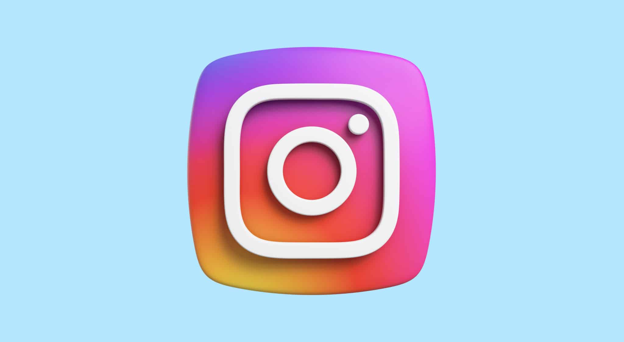 logo de instagram sobre fondo azul